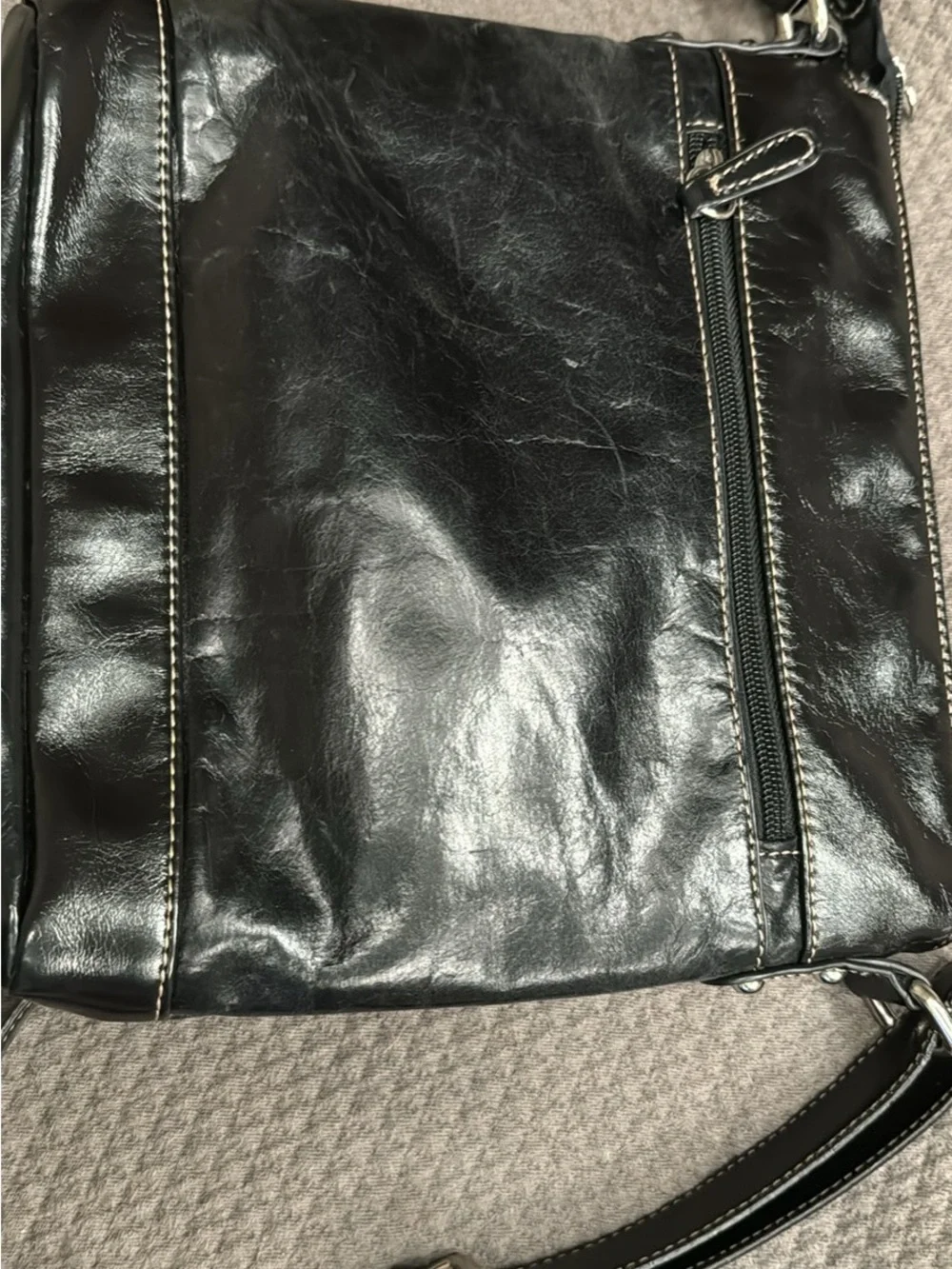 Black Leather Crossbody Bag with Front Pocket Gianni Binni